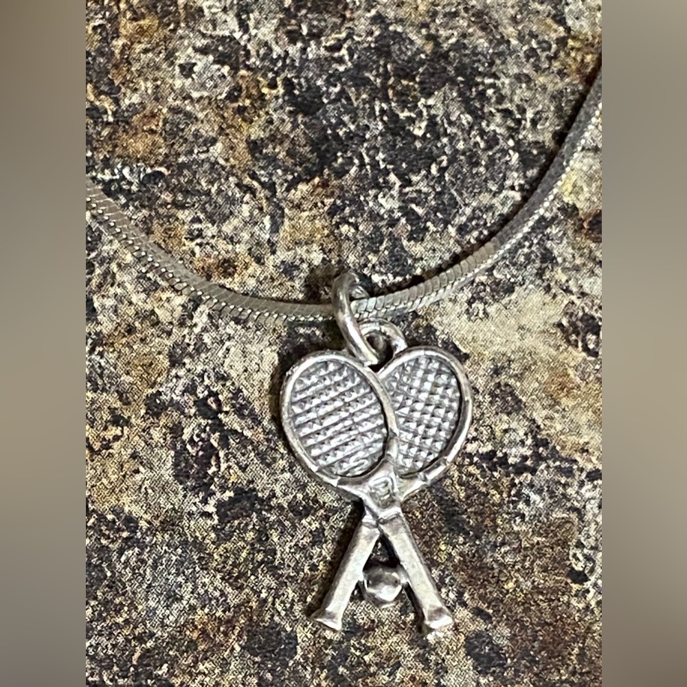 🎾SOLID 14K White Gold Double Crossed Tennis Rackets With Ball Pendant🎾